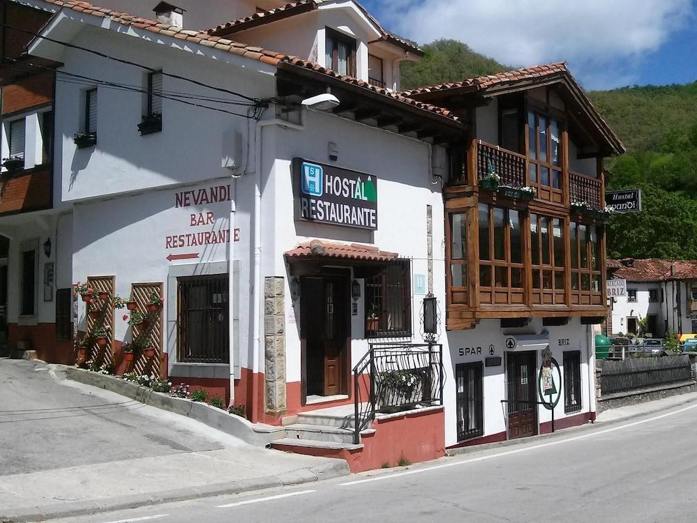 Hostal Nevandi Espinama Exteriér fotografie