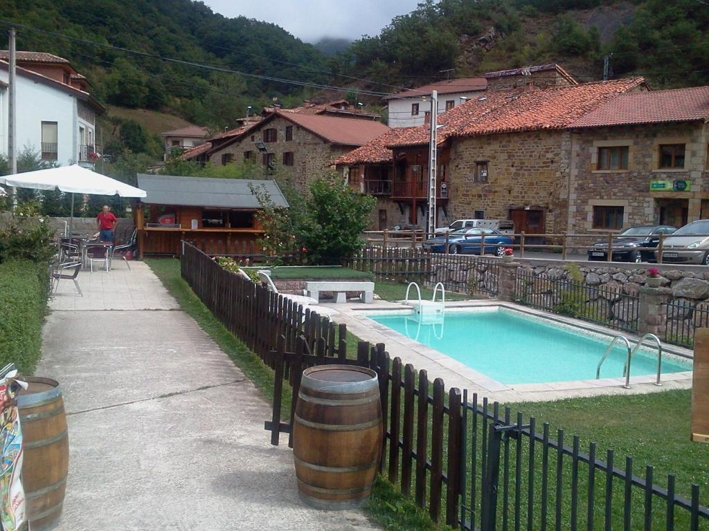 Hostal Nevandi Espinama Exteriér fotografie